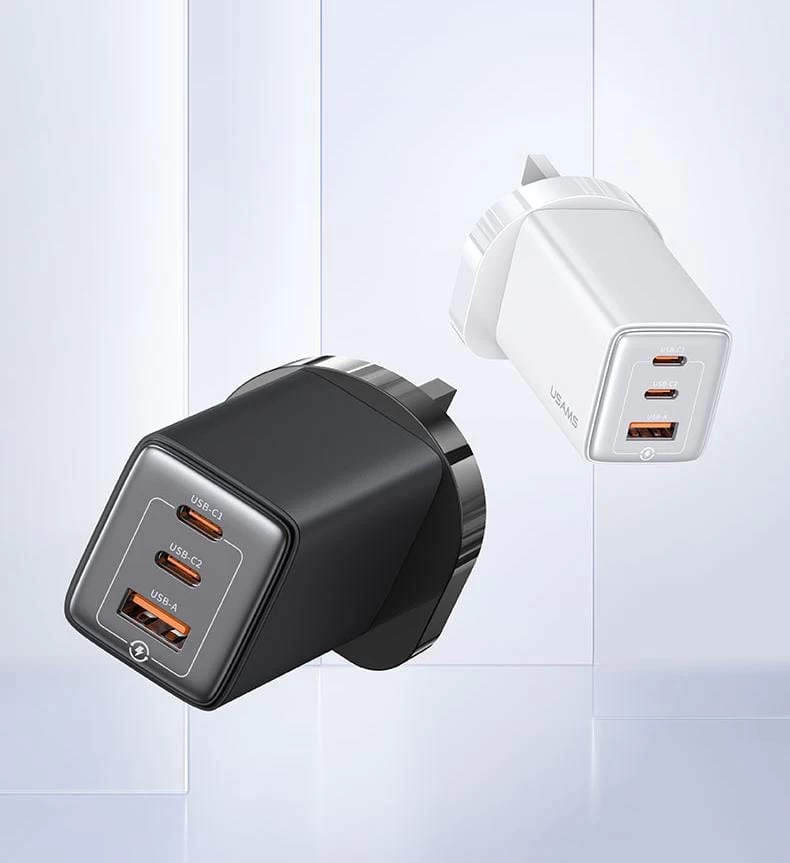 شاحن 65 وات ثلاثي المنافذ