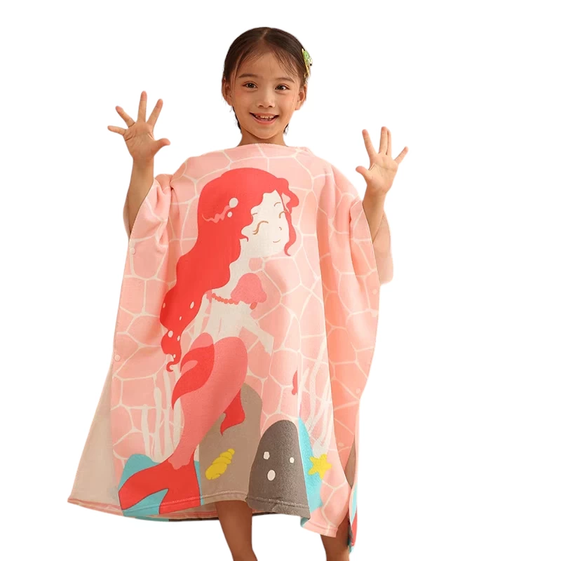 منشفه اطفال بغطاء رأس مقاس كبير