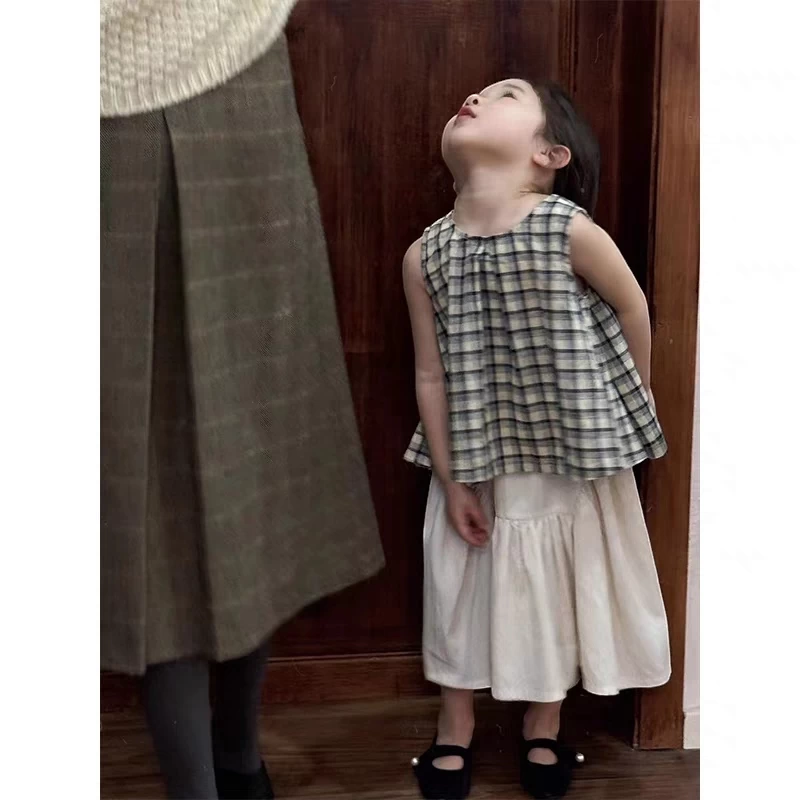 بدله انيقه للفتيات بلمسه كلاسيكيه