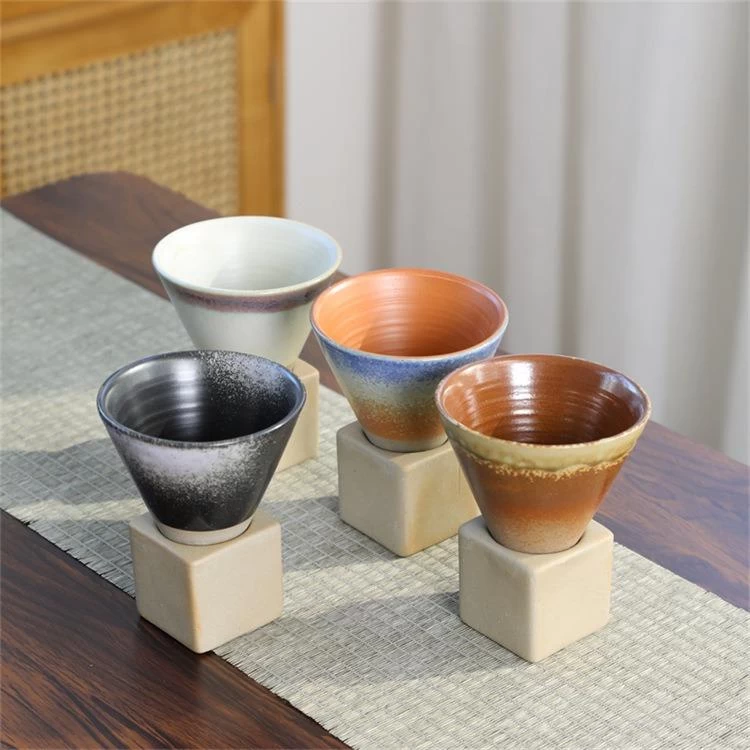 كوب سيراميك مخروطي مع قاعدة 180 مل