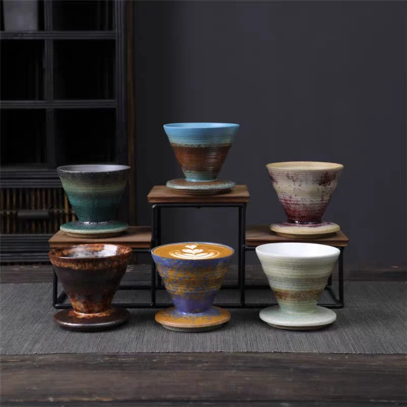 كوب قهوة بقاعدة ثابتة مميز وجميل