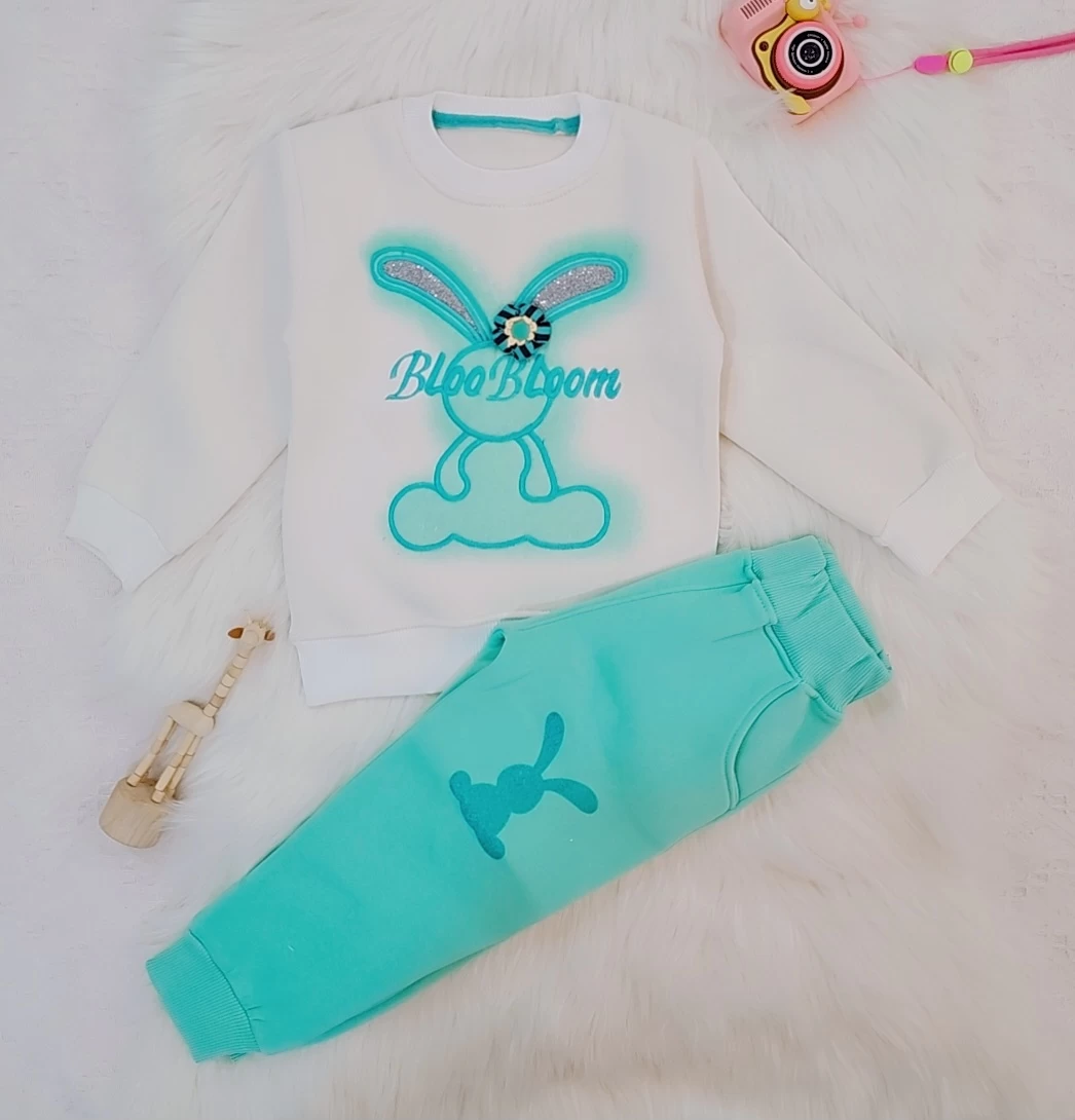 طقم بناتي شتوي بتصميم ارنب