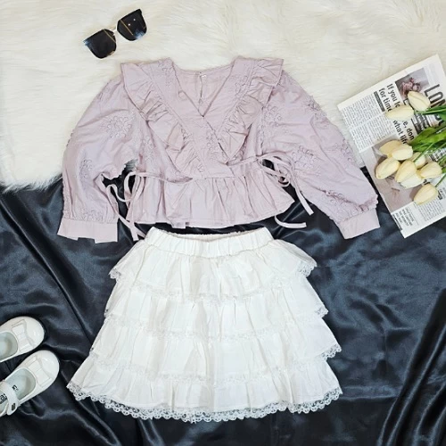 بدله للفتيات تصميم انيق