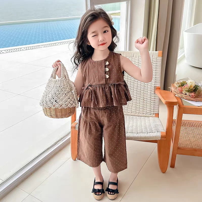 طقم بنات انيق من قطعتين