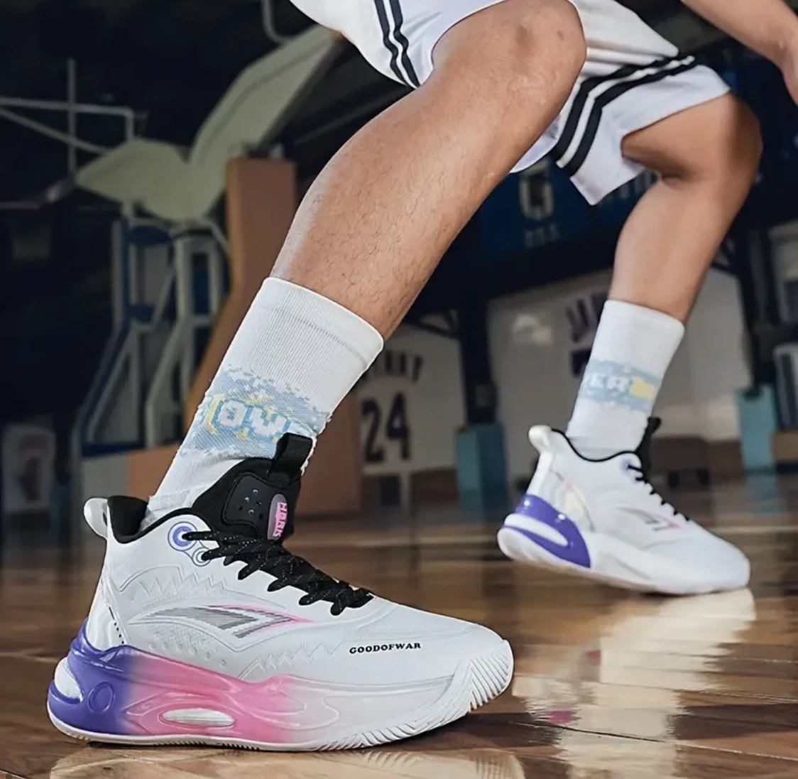 حذاء رياضي بتصميم عصري